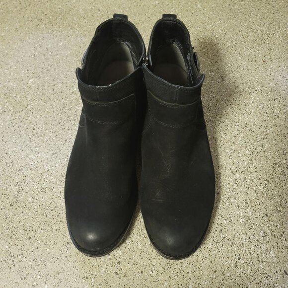 Abeo Yana Black Leather Ankle Booties Size 8.5 - Picture 2 of 11